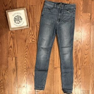 Hollister 5R ultra high rise super skinny jeans
